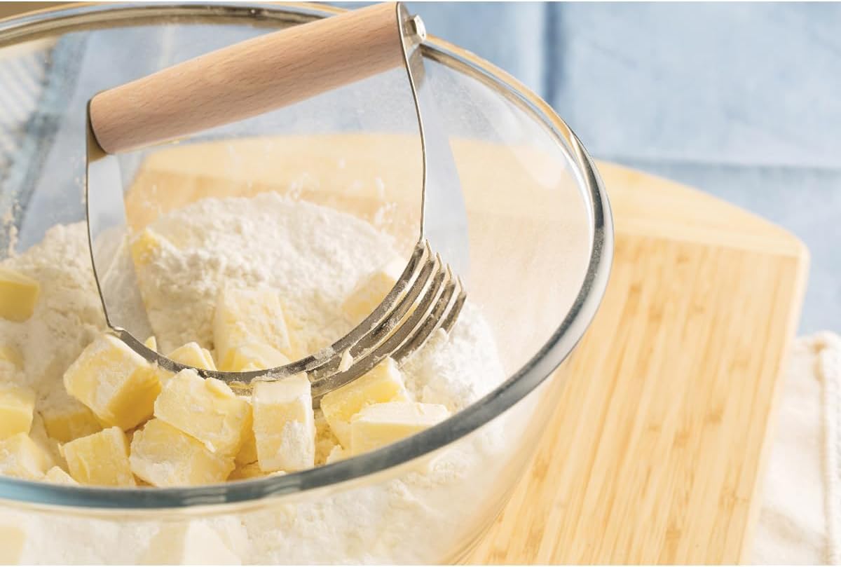 Mrs. Anderson’s Baking Professional 5-Blade Pastry Cutter and Dough Blender, Stainless Steel Blades with Wood Handle