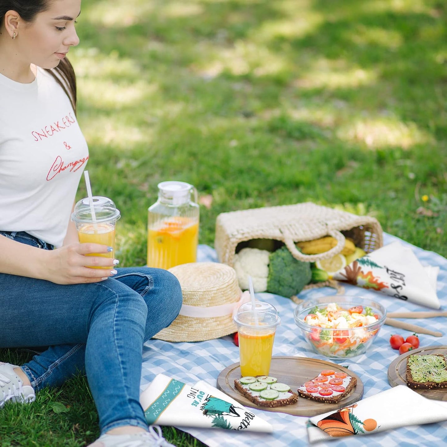 Set of 6 Camping Kitchen Towels White Absorbent Dishcloth Bonfire Tent Car Tea Towels 24 x 16 Inches with Funny Sayings Novelty Gifts for Campers Happy Camper Camping Accessories for Rv Campers