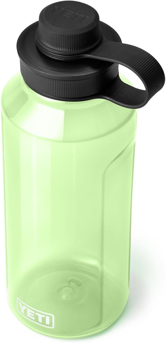 YETI Yonder Water Bottle with Yonder Tether Cap, Lightweight, Leakproof and BPA-Free