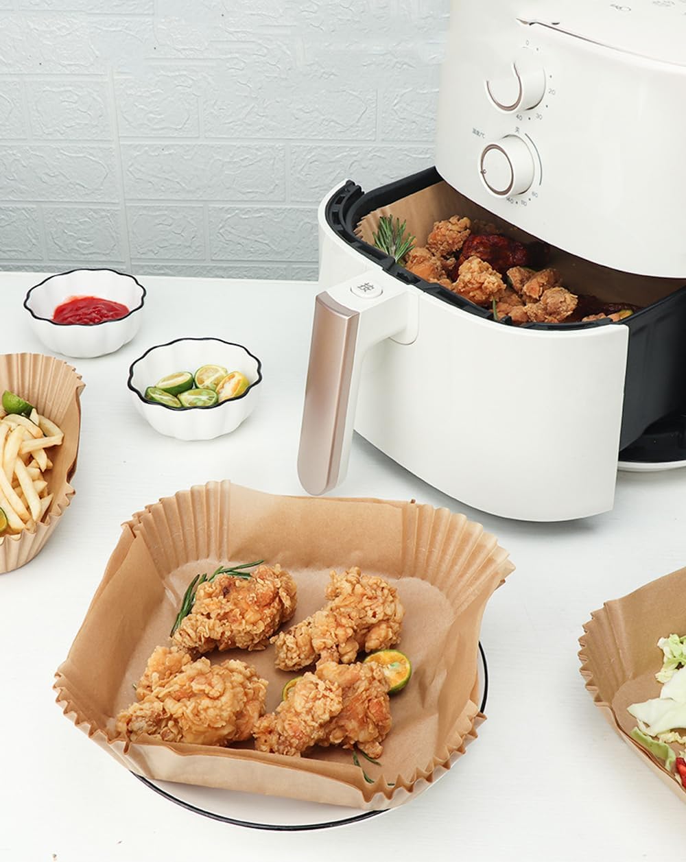 Air Fryer Parchment Paper Liners,50PCS Square Non-Stick Parchment Paper,Oil Resistant,Disposable Food Grade Free of Bleach,Frying Pan,Oil-proof Air Fryer Baking Roasting Microwave (6.3 inch)