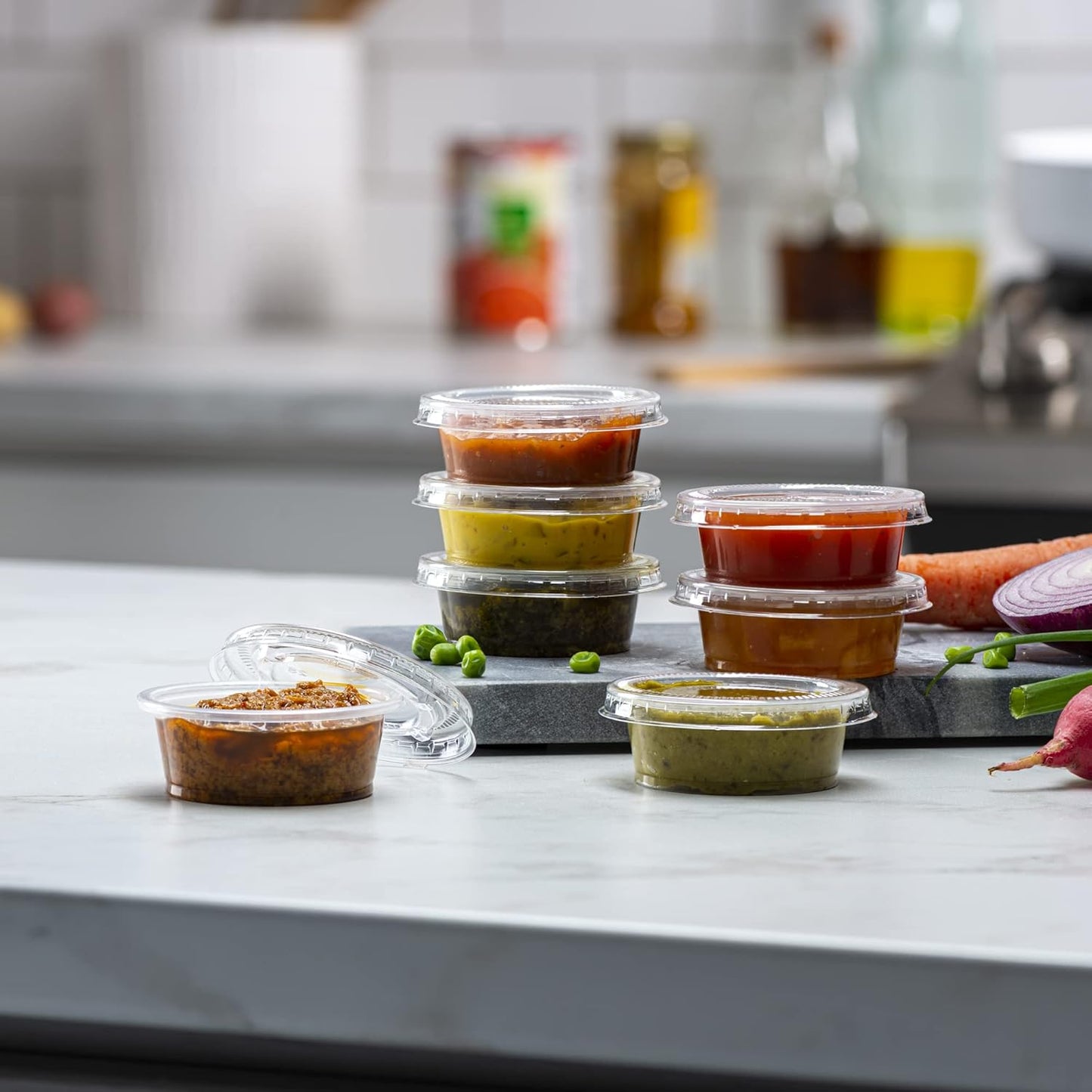 {1.5 oz - 100 Sets} Clear Diposable Plastic Portion Cups With Lids, Small Mini Containers For Portion Controll, Jello Shots, Meal Prep, Sauce Cups, Slime, Condiments, Medicine, Dressings, Crafts, Disposable Souffle Cups & Much more