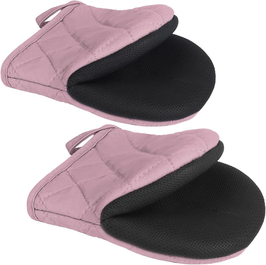 1 Pair Short Oven Mitts - Silicone Kitchen Oven Gloves High Heat Resistant 500℉, Mini Oven Mits with Non-Slip Grip Surfaces and Hanging Loop for BBQ, Baking, Cooking and Grilling (Pink)