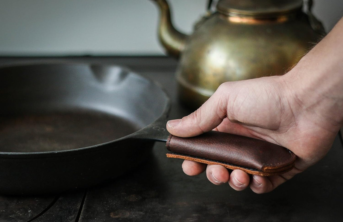 Leather Cast Iron Pan Handle Cover (Standard 4.5")