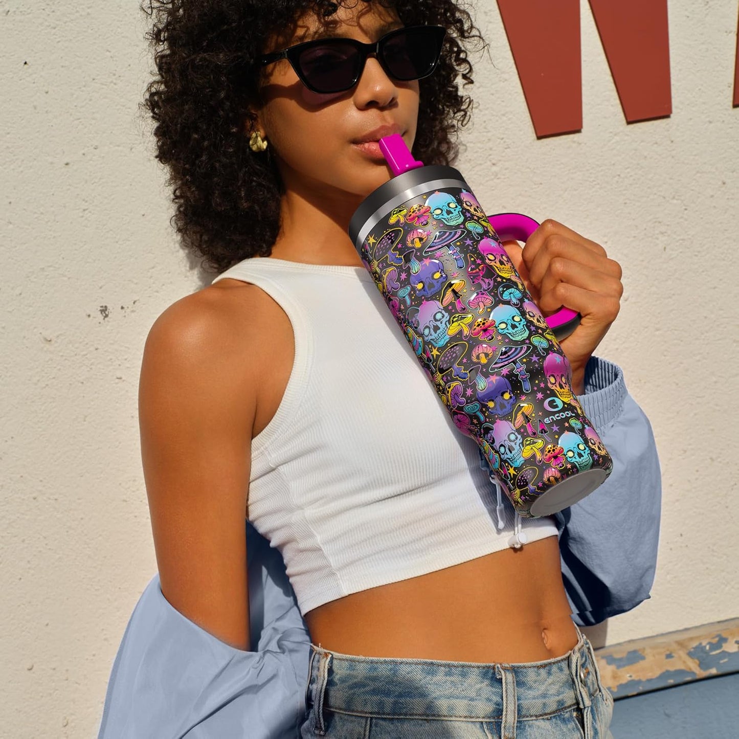 ENCOOL 40 oz Tumbler with Handle and Straw: Stainless Steel Insulated Tumbler Keeps Cold for 24 Hours, Leakproof Travel Cup Fits in Cup Holder and BPA-Free, Trippy Skulls