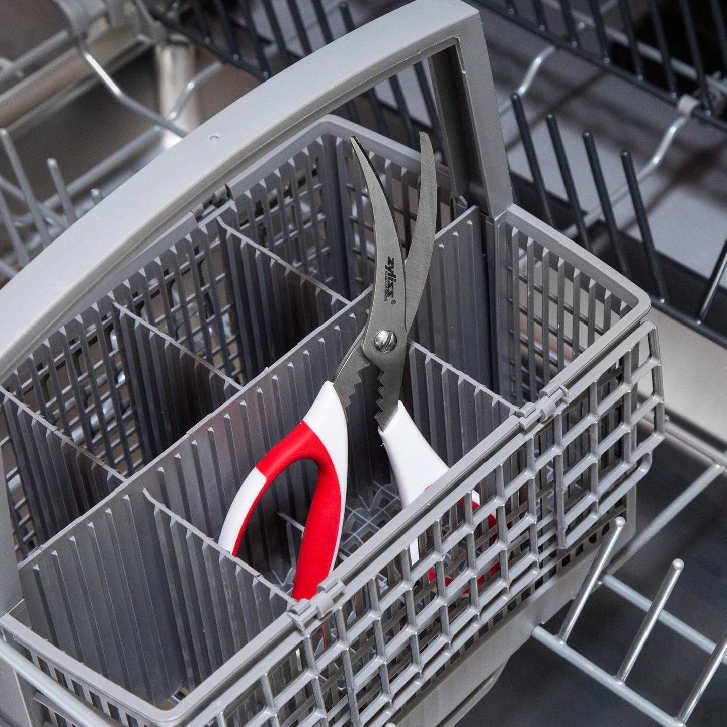 Zyliss Serrated Seafood Scissor & Shell Cracker – Heavy-Duty Dual-Use Tool for Lobster, Crab & Shellfish – Built-In Cracker Channel – Soft Touch Handle – Dishwasher Safe – 5-Year Guarantee