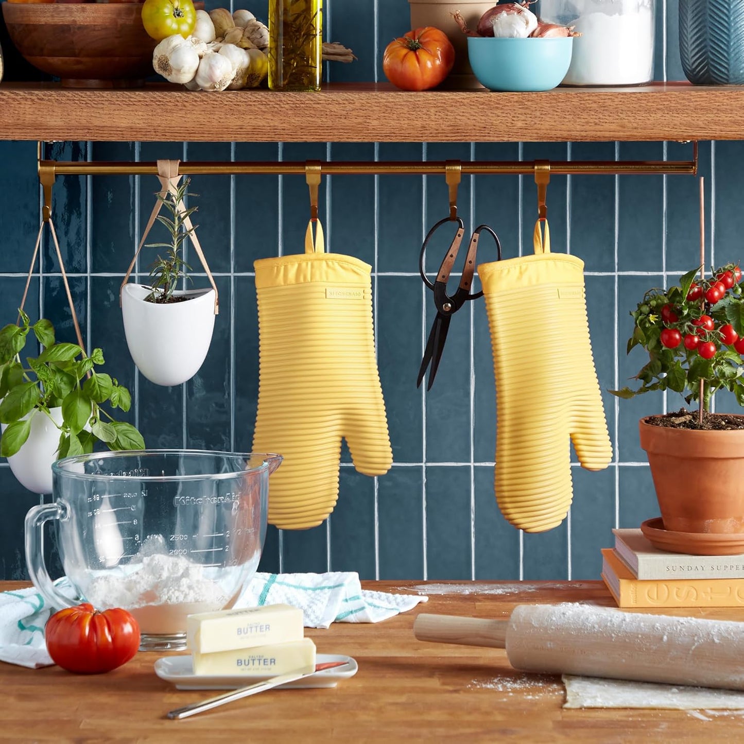 KITCHENAID Ribbed Soft Silicone Oven Mitt 2-Pack Set, 7.5"x13", Butter Yellow