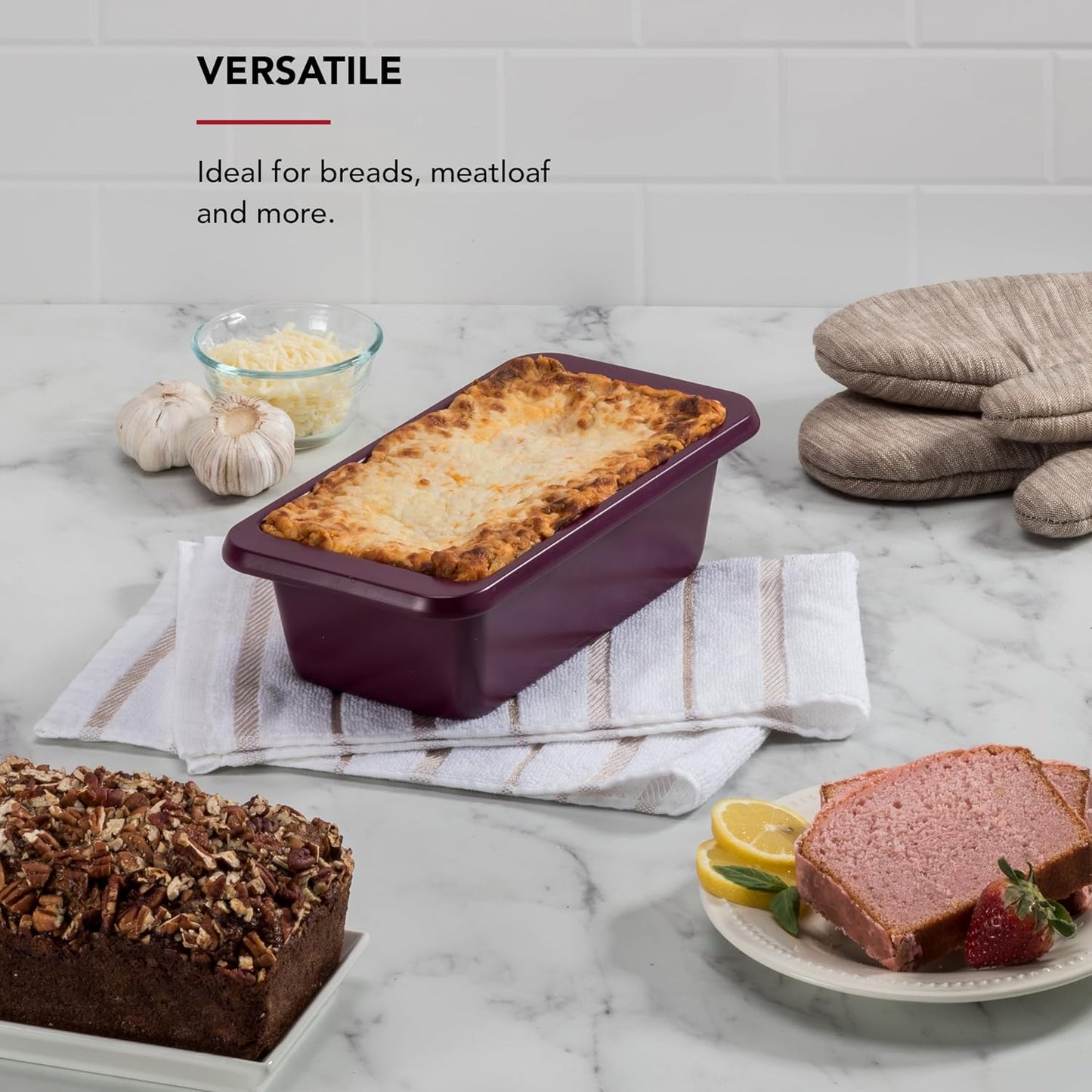 KitchenAid 9x5in Nonstick Aluminized Steel Loaf Pan, Beetroot