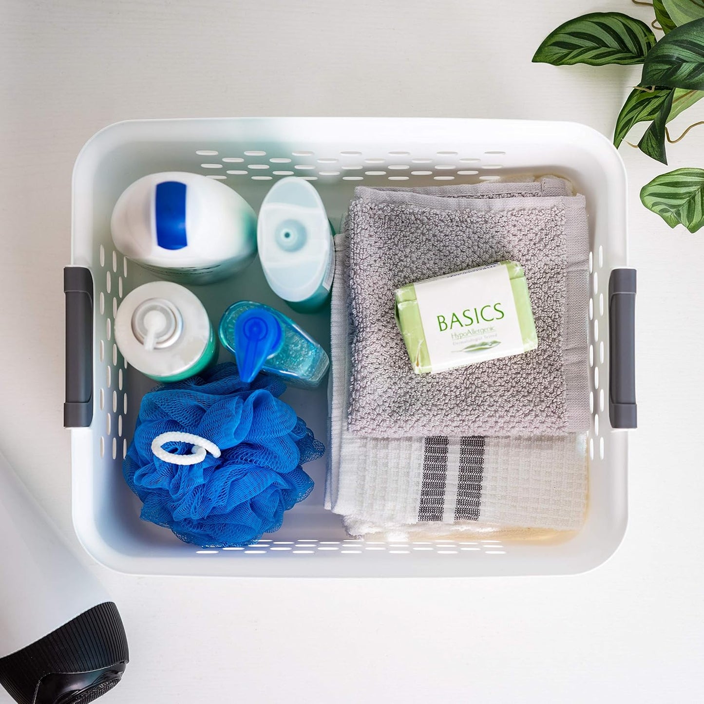 IRIS USA Plastic Basket, 4-Pack, Medium, Shelves Storage Basket for Organizing Pantry, Office, Craft Room, Cabinet, Bedroom, Closet, Laundry Room, White